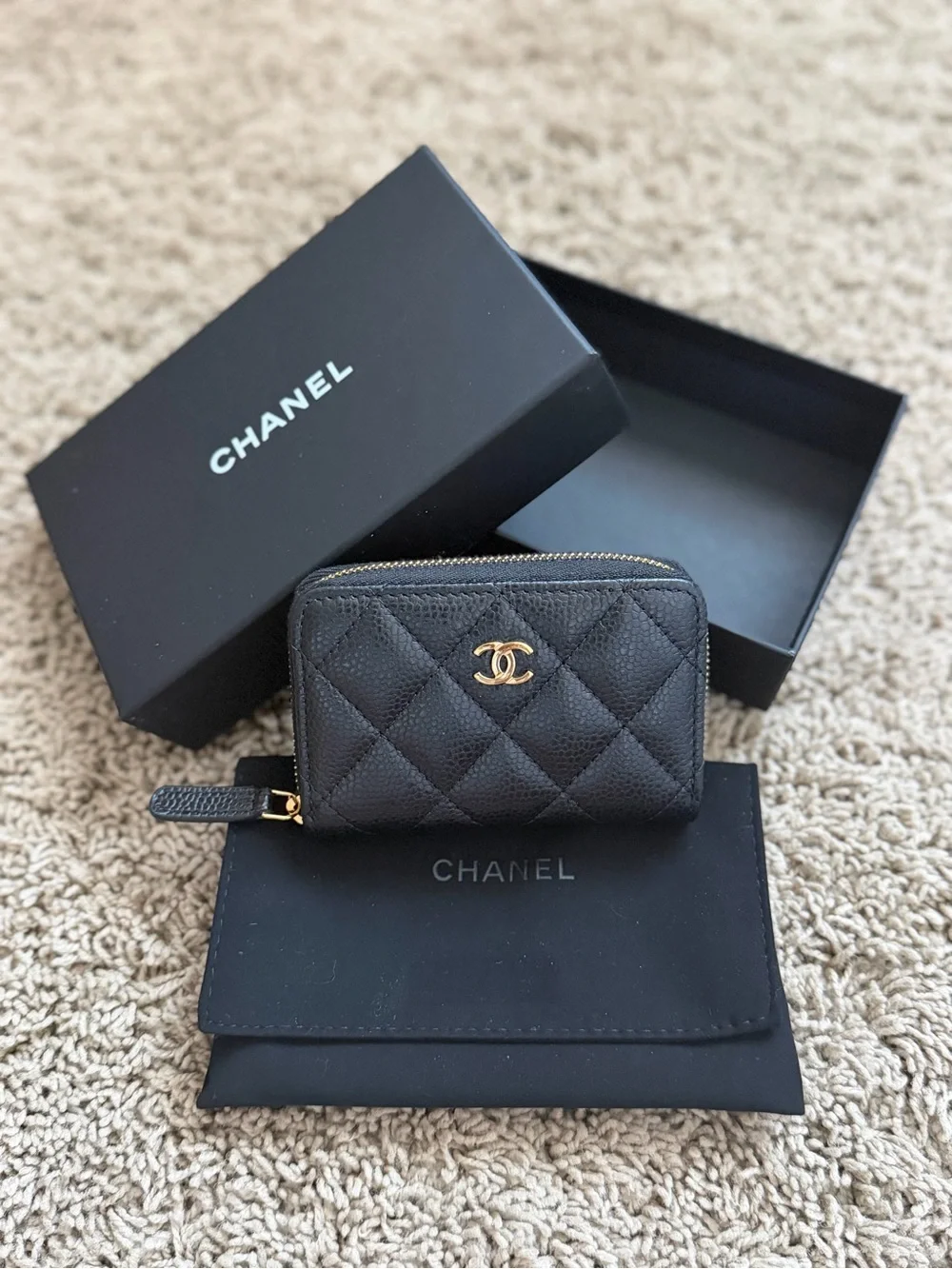 CHANEL Black Quilted Caviar Leather Card Holder with Gold CC